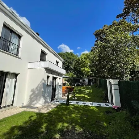 Maison Moderne Et Confortable En Bordure De Foret * Poissy